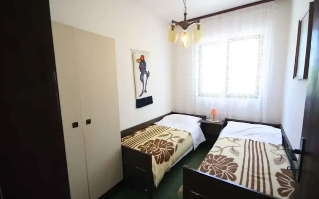 Apartments in Malinska/insel Krk 14332