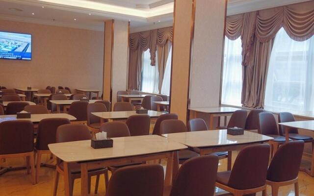 Vienna Hotel(Nanxiong Shidai Guangchang Branch)