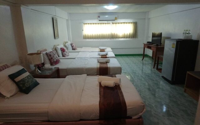 Bedtime Huahin Hotel