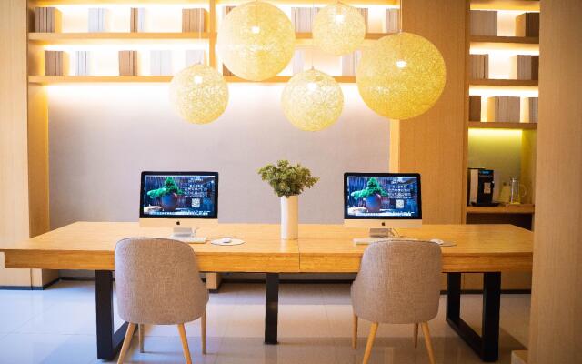 Ji Hotel Daqing Tieren Plaza
