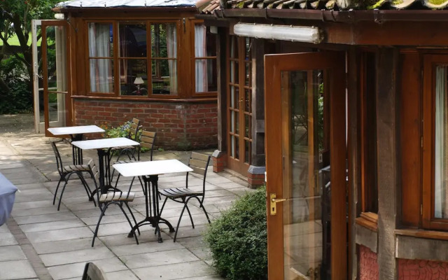 The Olde Windmill Inn