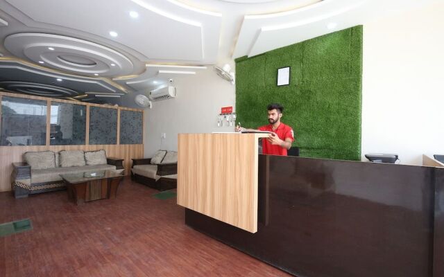 Oyo 42991 Mehra Dhaba