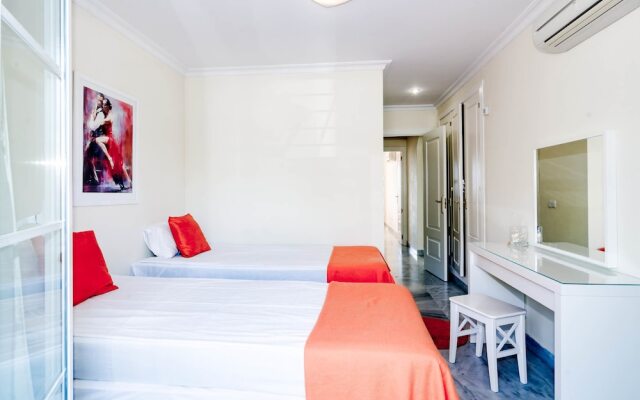 SAA-Great 2 bed apt 10 min walk to Puerto Banus