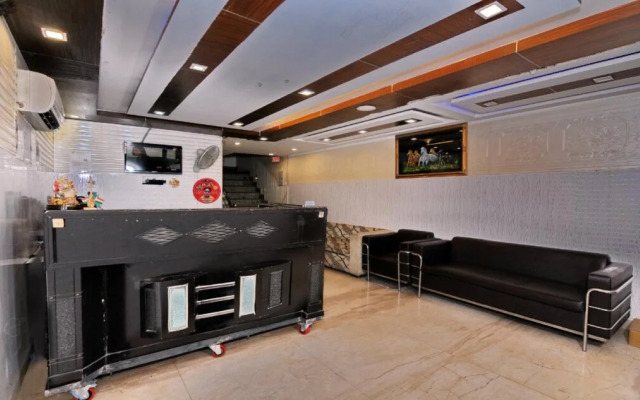 RB Grand Residency by OYO Rooms