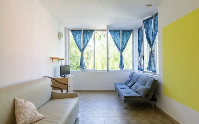 Gorgeous Apartment in Loano With Swimming Pool
