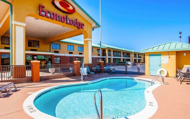 Motel 6 Prattville, AL
