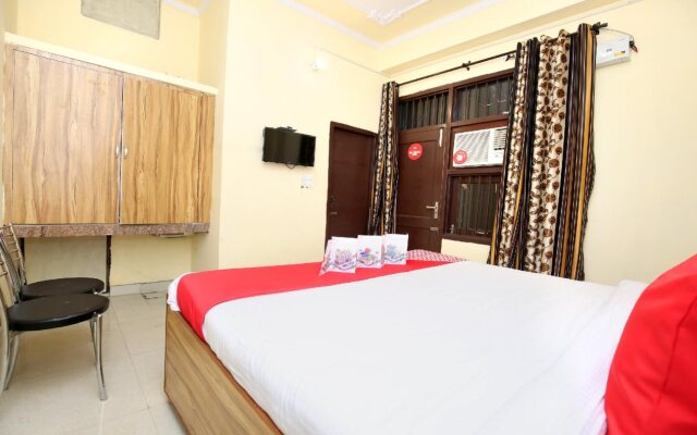 OYO 14823 Skyheights