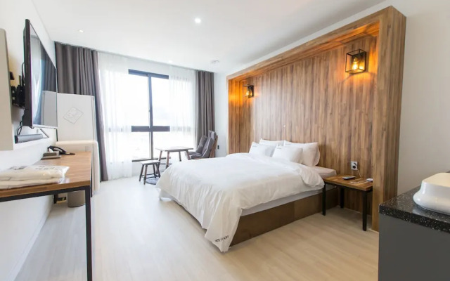 Hotel RAUM