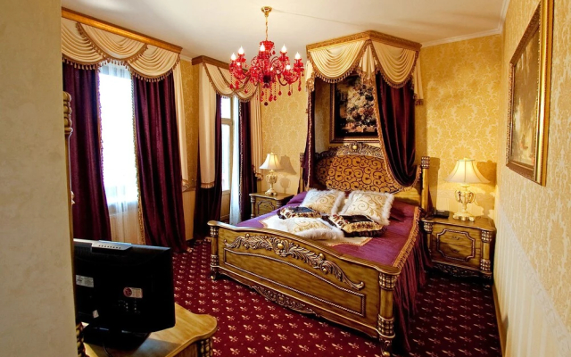 Deluxe Hotel «Купава»