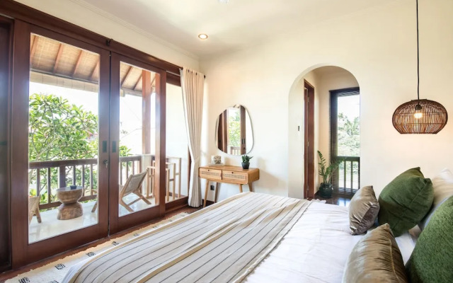 Canggu 400m Tobeach Escape 4br Designer Villa