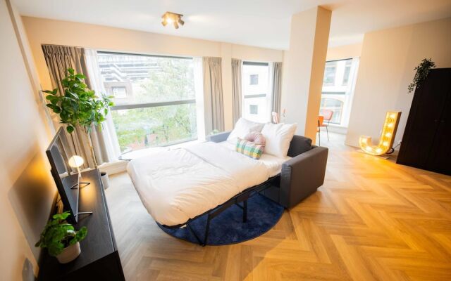 Joyful Serviced Studio Apartment -ks71-j