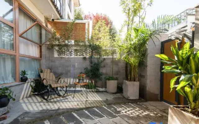 Huaqi Country House