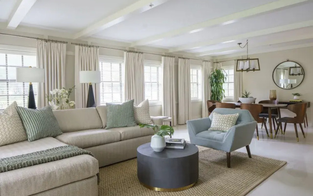 The Boca Raton, Bungalows