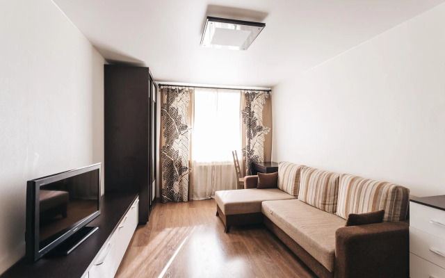 Хочу приехать на улице Челюскинцев