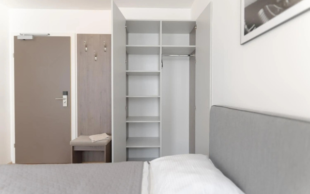 Apartment Hotel Triester