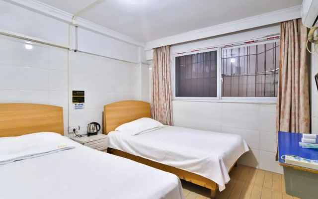 Huadu Hostel