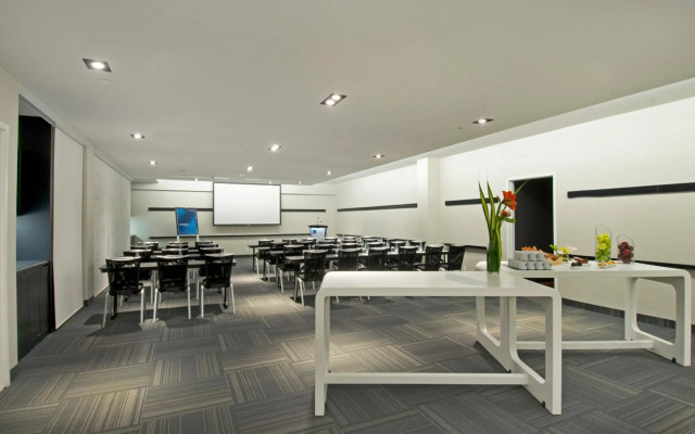 Novotel Montreal Centre