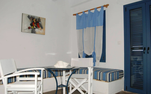 Okirroi Villas