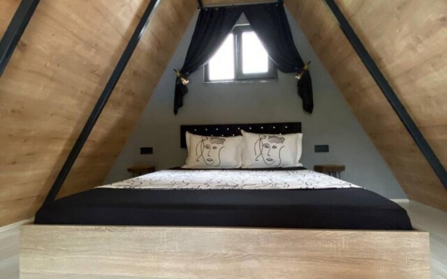 Sleek Bungalow With Private Pool Near Sapanca Lake