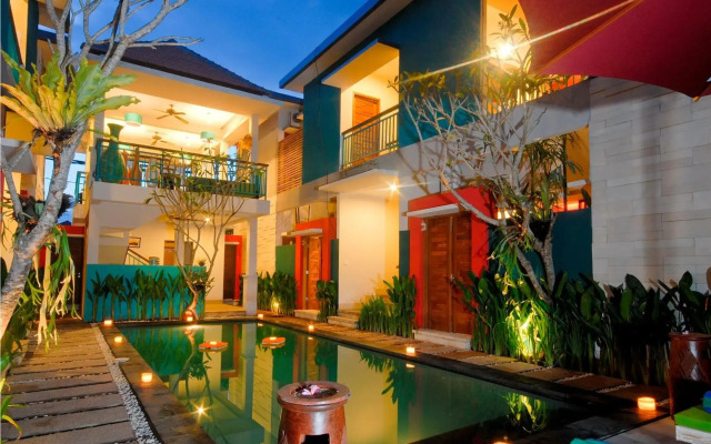 The Green Zhurga Suites