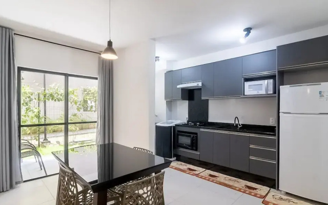 MCB - Apartments With Pool Near the Beach