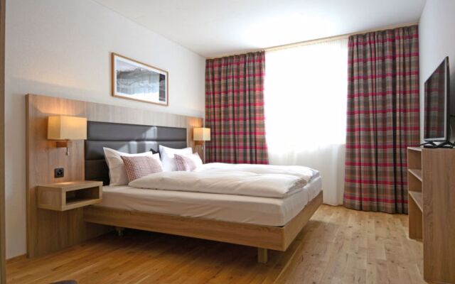 Pradas Resort - 2.5 Zimmer Premium