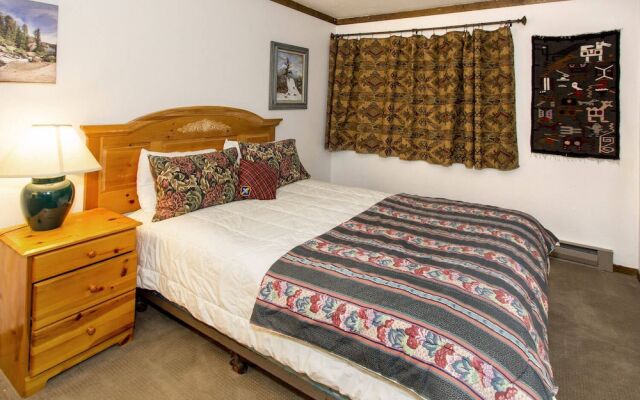 Mammoth Point 129 - Two Bedroom Condo