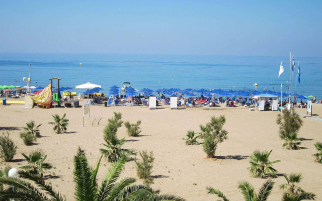 The Sea-View Apartments