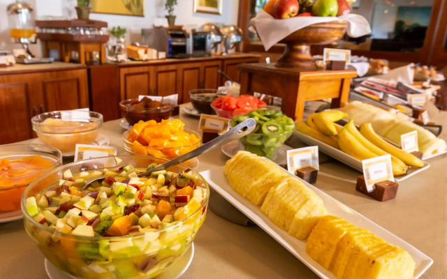 Hotel del Lago Golf & Art Resort
