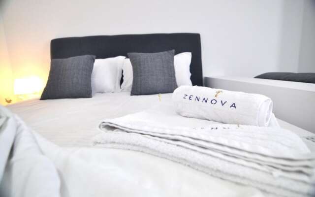 Zennova 27 Sirene Luxury Studio