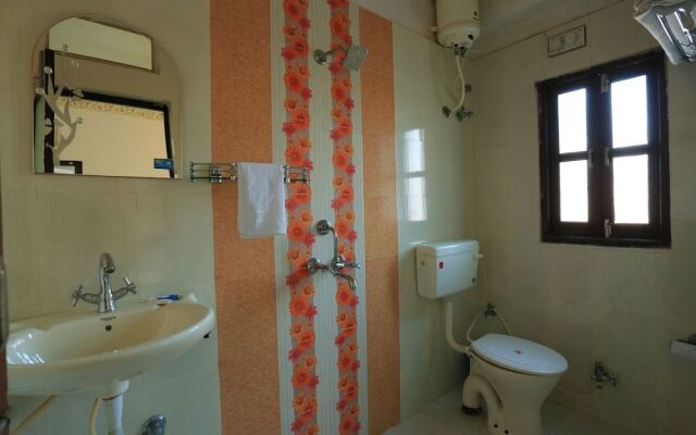 Janak Niwas Guest House