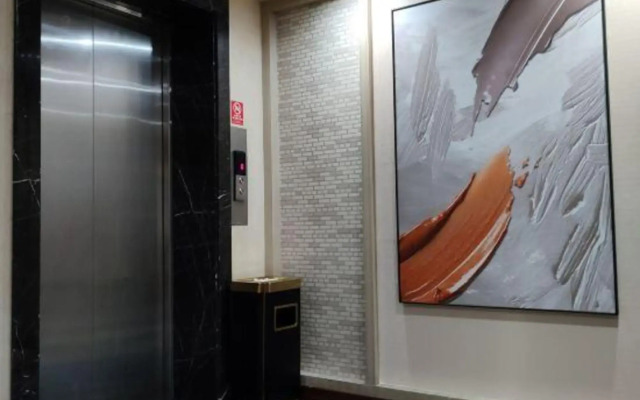 Dandong Dihao Business Hotel (Yalujiang Broken Bridge)
