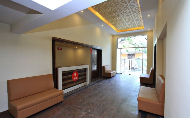 Capital O 11927 Varcity Imperium