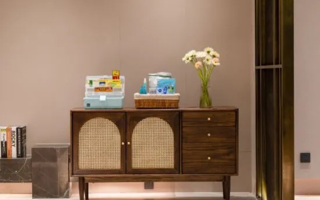 Xianju Skyscraper Atour Hotel