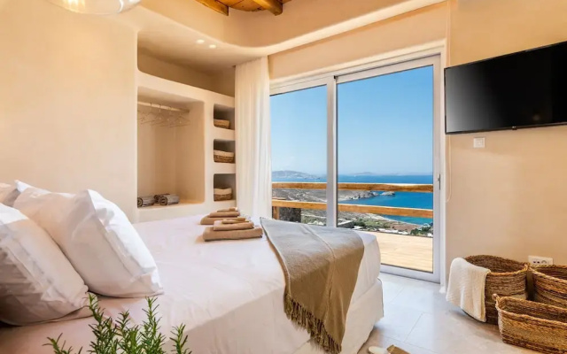 Breathtaking 5 Bedroom Villa With Private Pool