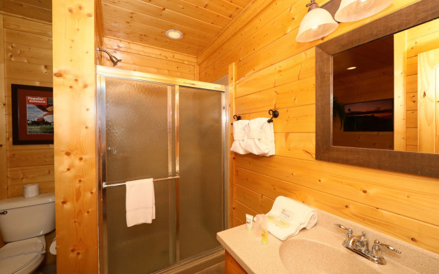 Up Up  Away - Two Bedroom Cabin