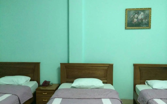 Phuong Long Hotel