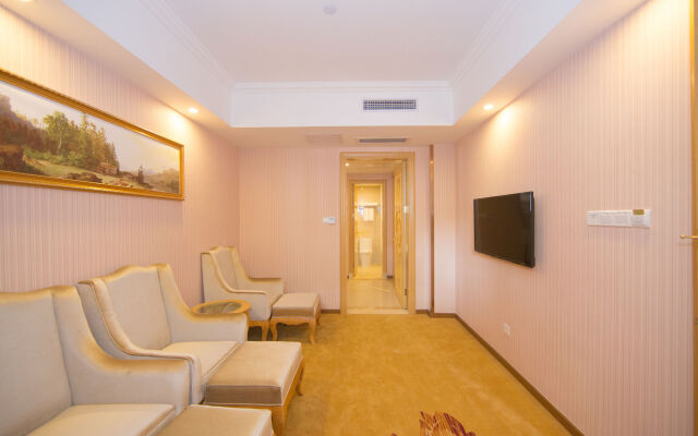 Vienna Hotel Guangzhou Jinjiang Avenue Branch