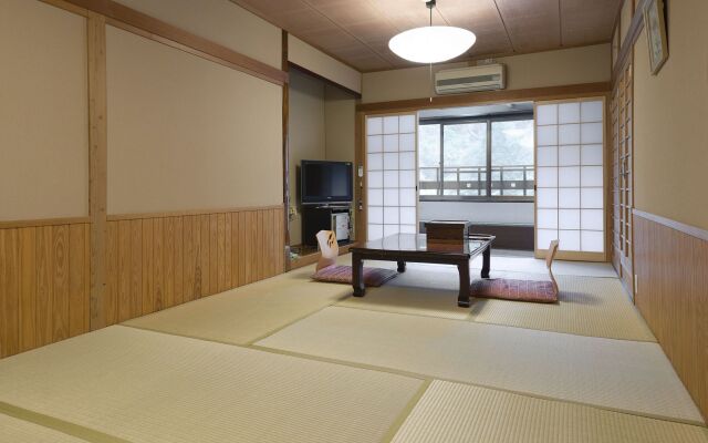 Yunohira Onsen Ryokan Kamiyanagiya