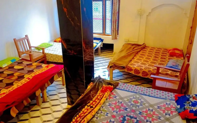 Shree mate guest house