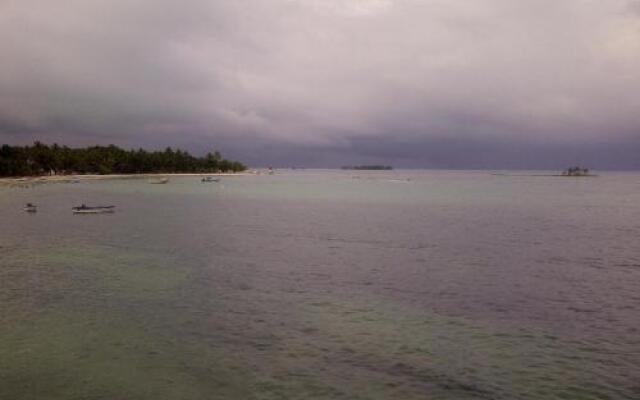 Rocky Cay Bay