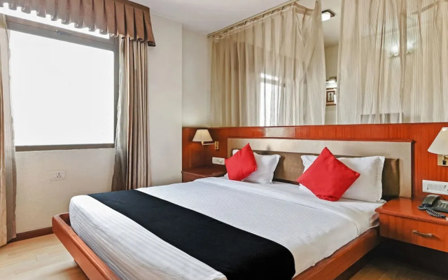 Capital O 18514 Hotel Royal Empire