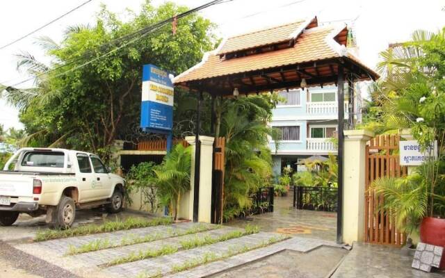 The Coconut House Villa