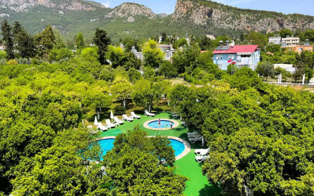 Castle Park Hotel