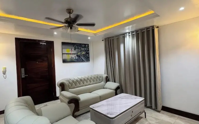 Ridgeway Apartments