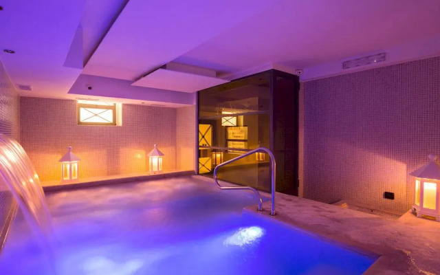 The Strand Hotel