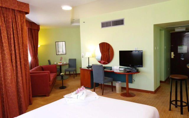 Al Diar Dana Hotel