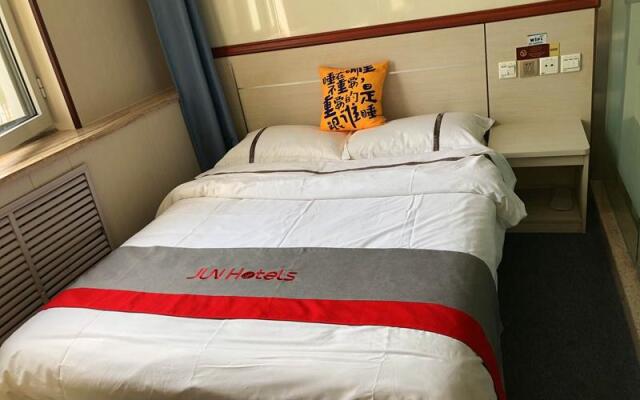 Jun Hotel Shanxi Yangquan Economic Development Zone Hongqiao Road