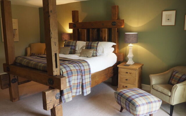 Low Graythwaite Hall Country House