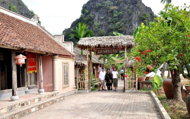 Vietnamese Ancient Village Hotel